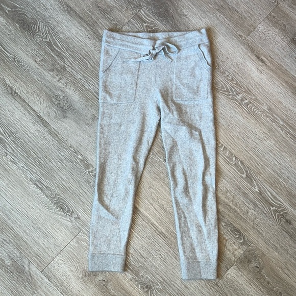SPLENDID CASHMERE Joggers Pull on Tie Waist Womens small light gray - Picture 1 of 8